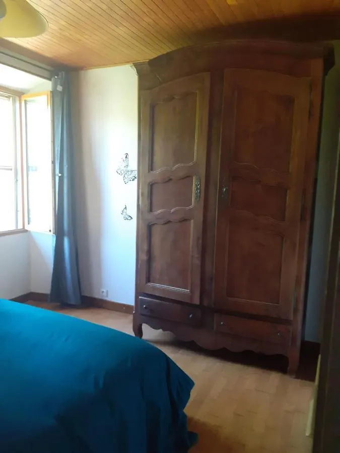 Maison De Campagne A L'Etage Pierre-Chatel